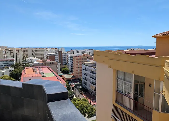 Apartamentos Con Vistas Y Terraza En Marbella